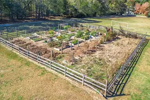 1355 Chattahoochee Run Dr, Suwanee, GA 30024 - Photo 56