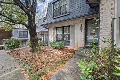 9 Vista Square NW, Atlanta, GA 30327 - Photo 2