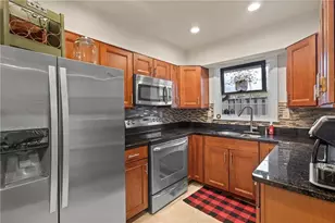 9 Vista Square NW, Atlanta, GA 30327 - Photo 8