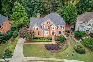 1355 Woodland Lake Dr, Snellville, GA 30078 - Photo 2