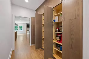 9950 Farmbrook Ln, Johns Creek, GA 30022 - Photo 20