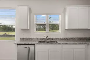 307 Friendship Oak Wy, Hampton, GA 30228 - Photo 10