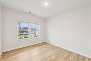 3604 Squires Pk Ln, Loganville, GA 30052 - Photo 16