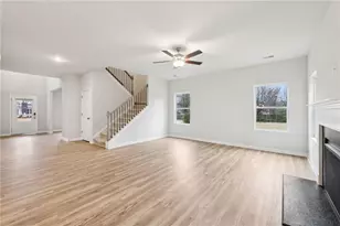 3715 Heron Creek Ct, Loganville, GA 30052 - Photo 10