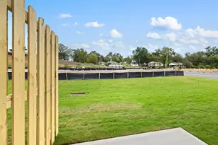 5979 Skylar Dr, Atlanta, GA 30336 - Photo 12