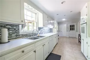 3598 Hidden Acres Dr, Atlanta, GA 30340 - Photo 4