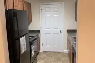 6102 Fairington Club Dr, Lithonia, GA 30038 - Photo 4