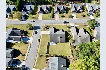 5253 Haverford Run Drive NW, Lilburn, GA 30047 - Photo 8