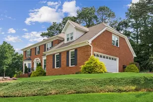 585 Emerald Pkwy, Sugar Hill, GA 30518 - Photo 2