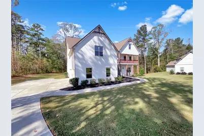 165 Durham Estates Drive, Sharpsburg, GA 30277 - Photo 1