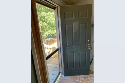 17 Lewis Drive, Lavonia, GA 30553 - Photo 10