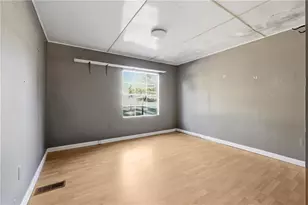 4170 Hurt Bridge Ct, Cumming, GA 30028 - Photo 16