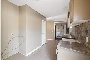 4170 Hurt Bridge Ct, Cumming, GA 30028 - Photo 12