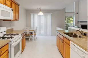 581 Ashland Pkwy, Woodstock, GA 30189 - Photo 6