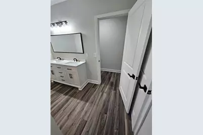 95 Cambridge Drive, Covington, GA 30014 - Photo 32