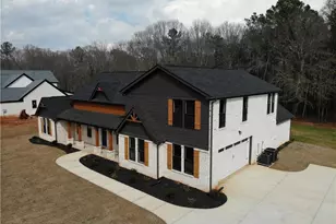 95 Cambridge Dr, Covington, GA 30014 - Photo 2