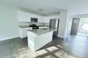 5210 Phoenix St, Cumming, GA 30041 - Photo 4