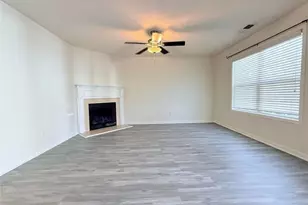 1593 Little Creek Dr, Lawrenceville, GA 30045 - Photo 2