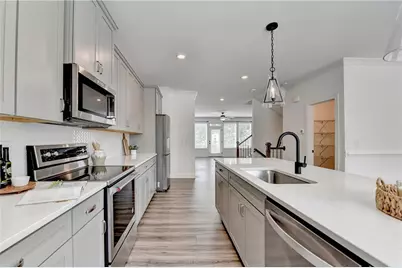 6892 Roswell Road, Atlanta, GA 30328 - Photo 22