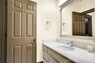 2636 Dobbs Cir NW, Atlanta, GA 30327 - Photo 34