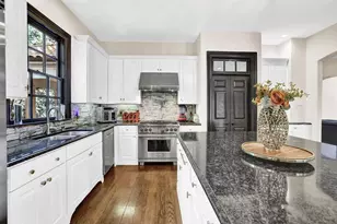 2636 Dobbs Cir NW, Atlanta, GA 30327 - Photo 44