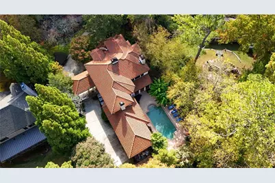 2636 Dobbs Circle NW, Atlanta, GA 30327 - Photo 60