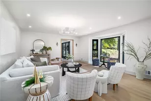 12890 Cogburn Rd, Alpharetta, GA 30004 - Photo 6