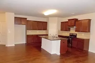 2148 Baywood Tree Ln, Snellville, GA 30078 - Photo 4