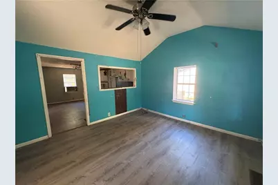 267 E Broad Street, Newnan, GA 30263 - Photo 4