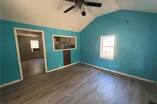 267 E Broad St, Newnan, GA 30263 - Photo 4