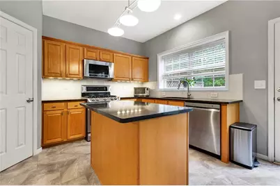 110 Normandy Drive, Woodstock, GA 30188 - Photo 12