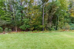 110 Normandy Dr, Woodstock, GA 30188 - Photo 26