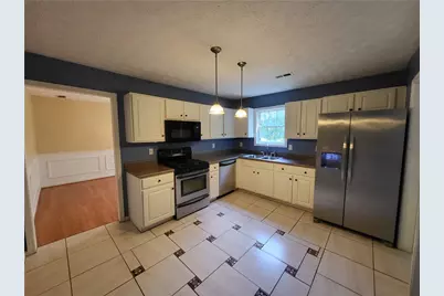 556 Creekstone Drive, Jonesboro, GA 30236 - Photo 4