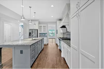 1298 Windsor Parkway NE, Atlanta, GA 30319 - Photo 12