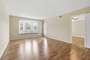 6851 Roswell Rd, Sandy Springs, GA 30328 - Photo 4