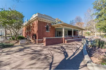 547 Elmwood Drive NE, Atlanta, GA 30306 - Photo 110