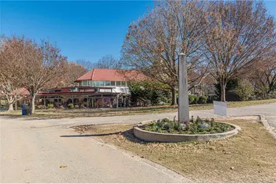 547 Elmwood Drive NE, Atlanta, GA 30306 - Photo 102