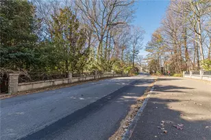 547 Elmwood Dr NE, Atlanta, GA 30306 - Photo 126