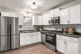 207 Antebellum Ct, Riverdale, GA 30274 - Photo 2