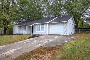 3331 Mustang Dr, Powder Springs, GA 30127 - Photo 2