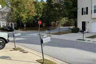 2746 Rocky Ct, South Fulton, GA 30349 - Photo 14