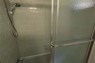 109 7th St, Carrollton, GA 30117 - Photo 12