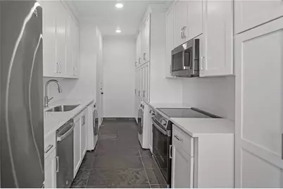 2575 Peachtree Road NE #22A, Atlanta, GA 30305 - Photo 14