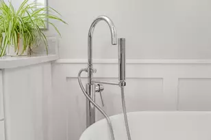 2045 Bellrick Rd NW, Atlanta, GA 30318 - Photo 28