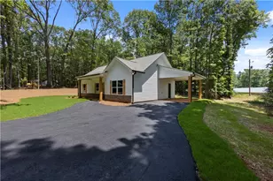 1517 Winn Rd, Douglasville, GA 30134 - Photo 2