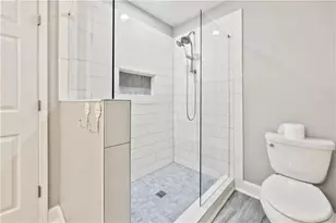 102 Defoors Mill Dr NW, Atlanta, GA 30318 - Photo 16