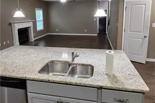 24 Marvin Gdns, Sharpsburg, GA 30277 - Photo 6