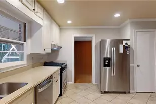 1838 Bruce Rd NE, Atlanta, GA 30329 - Photo 22