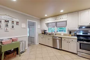 1838 Bruce Rd NE, Atlanta, GA 30329 - Photo 16