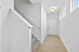 84 Jacobs Farm Ln, Lawrenceville, GA 30045 - Photo 2